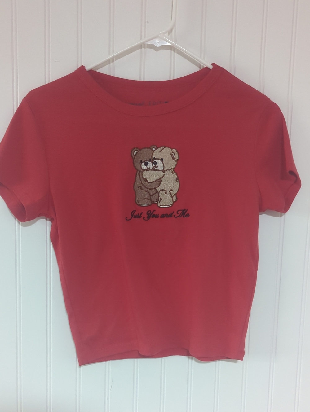 Red Bear Embroidered Crop Top - Unknown Brand